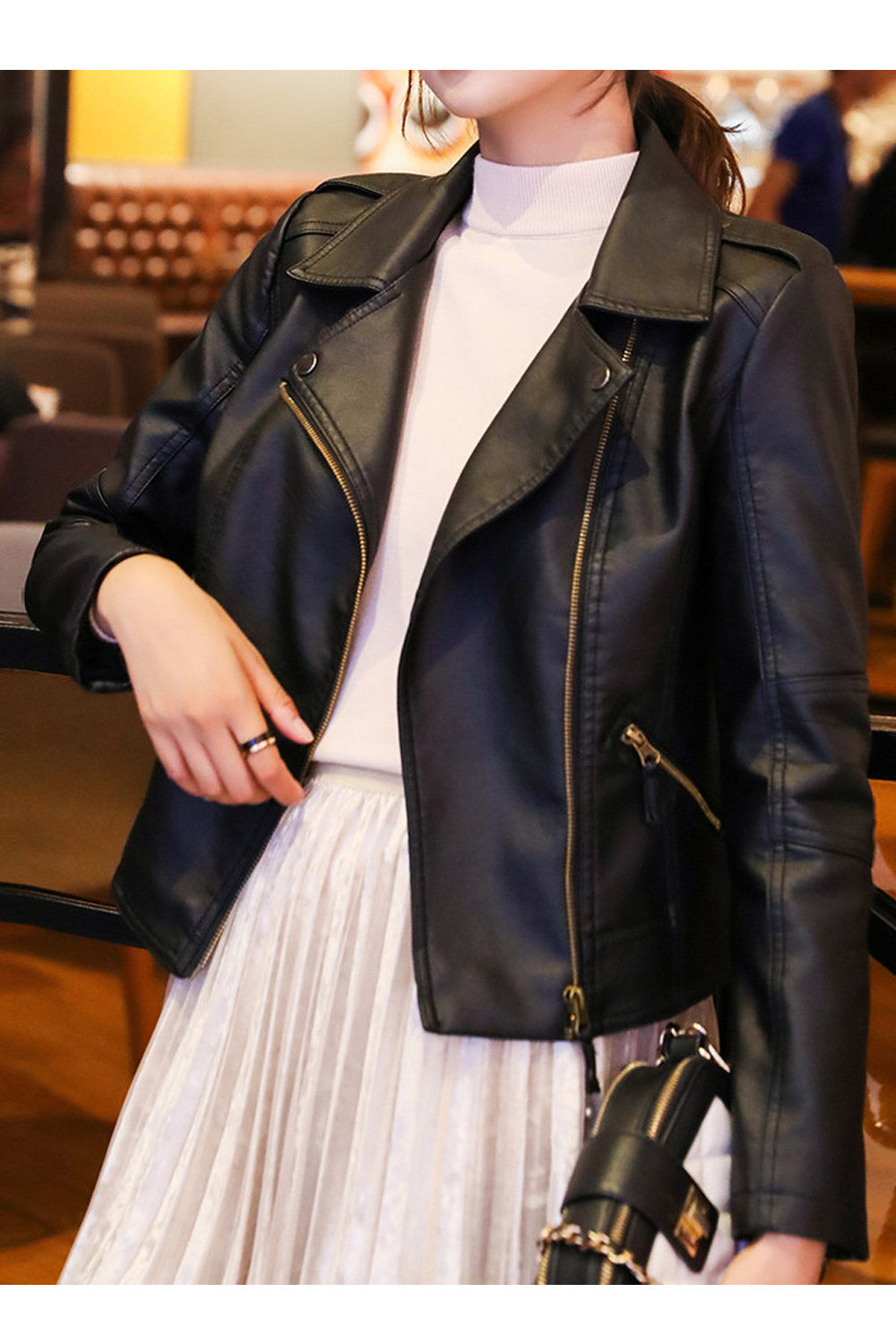 Women Fascinating Cross Zip Closure Backside Snake Printed Lapel Collar Dilute Winter Leather Jacket