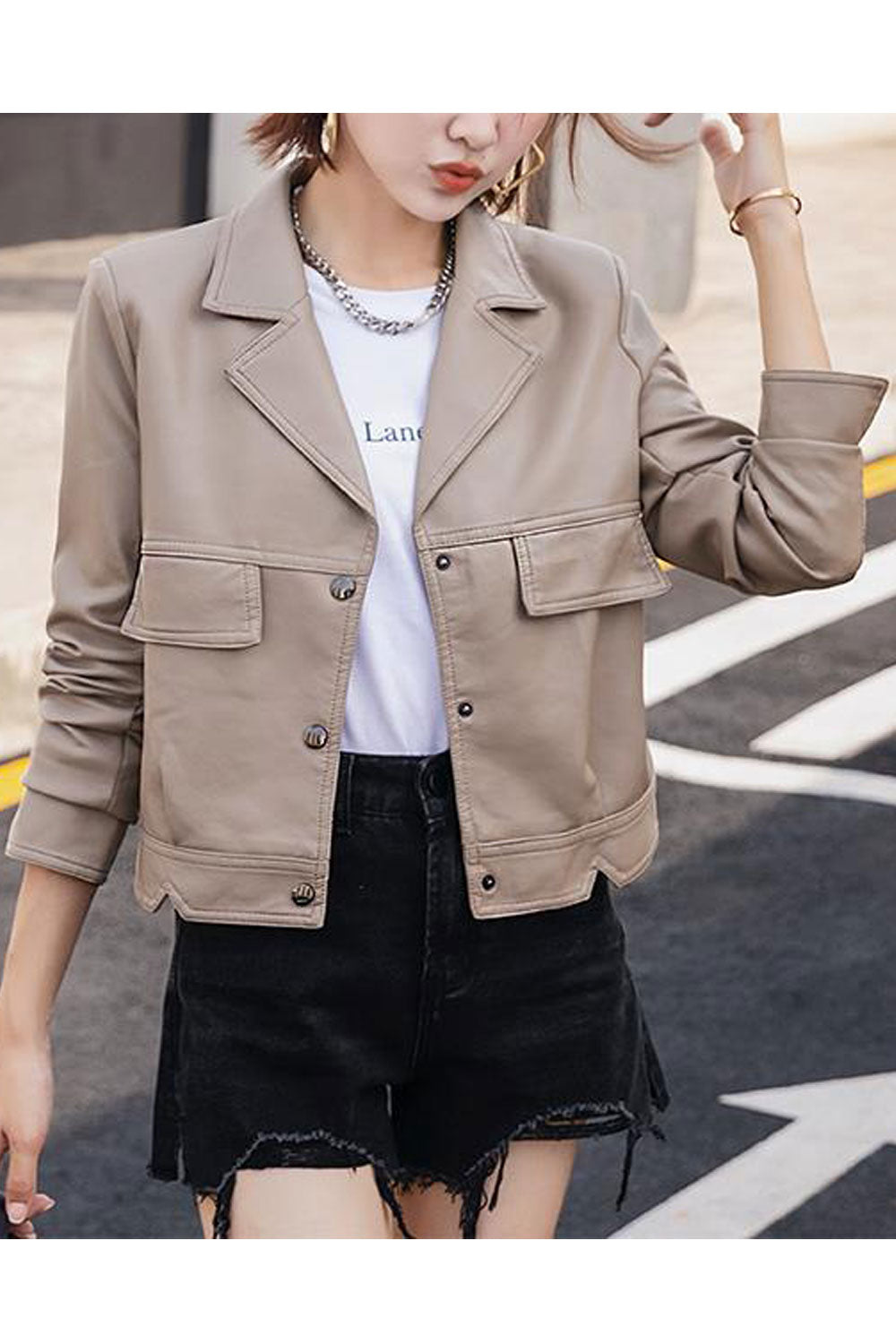 Women Sophisticated lapel Collar Neck Fitted Long Sleeves Buttoned Fastener Flap Closure Pocket Comfy Winter Leather Jacket
