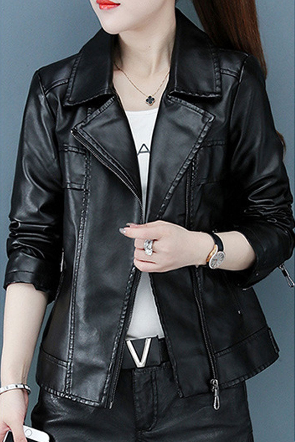 Women Splendid Lapel Collar Neck Zip Stitched Sleeve Attractive Winter Leather Jacket