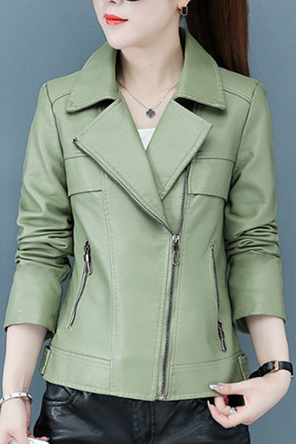 Women Splendid Lapel Collar Neck Zip Stitched Sleeve Attractive Winter Leather Jacket