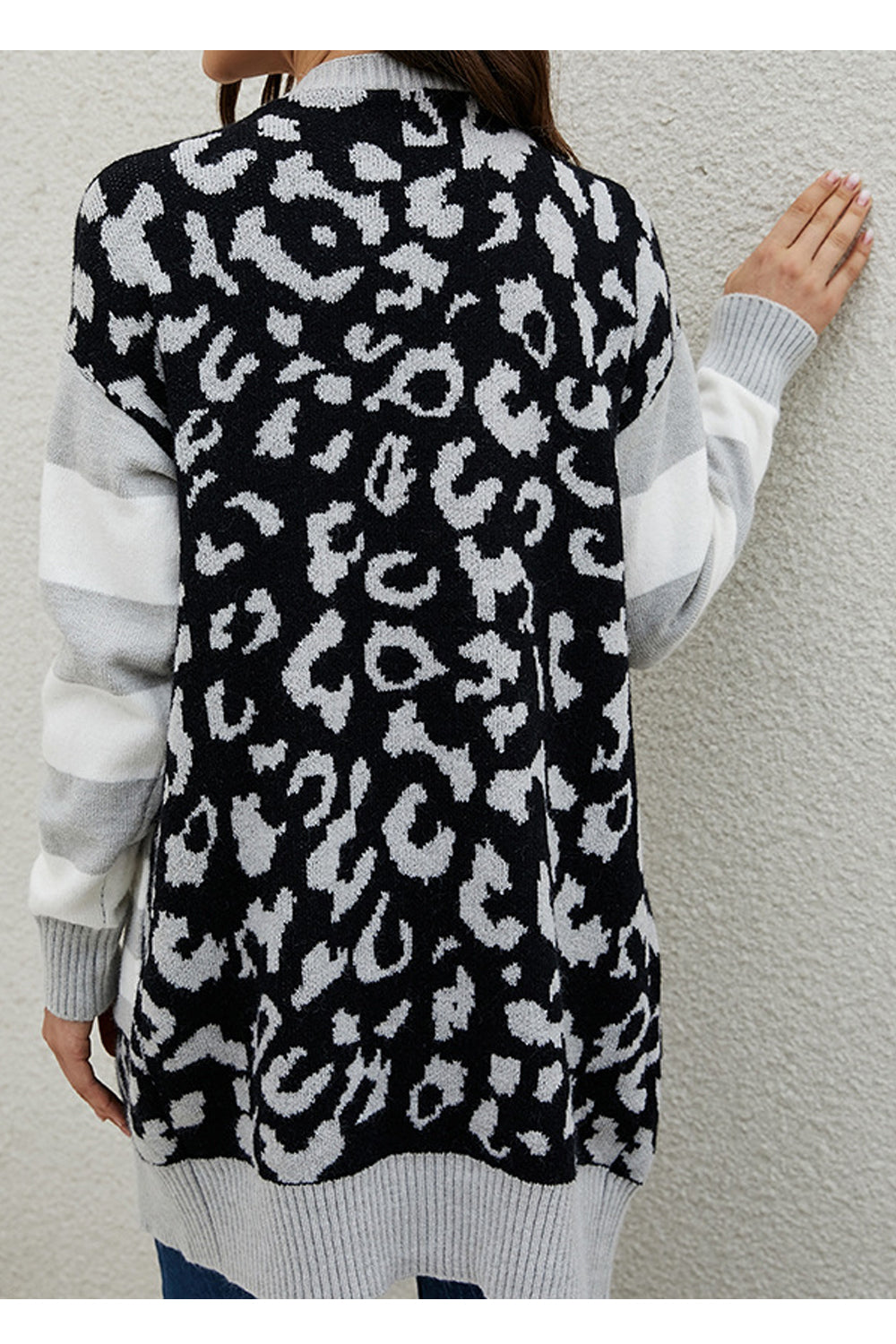 Women Fabulous Front Open Leopard Pattern Mid-Length Attractive Knitted Winter Warm Cardigan