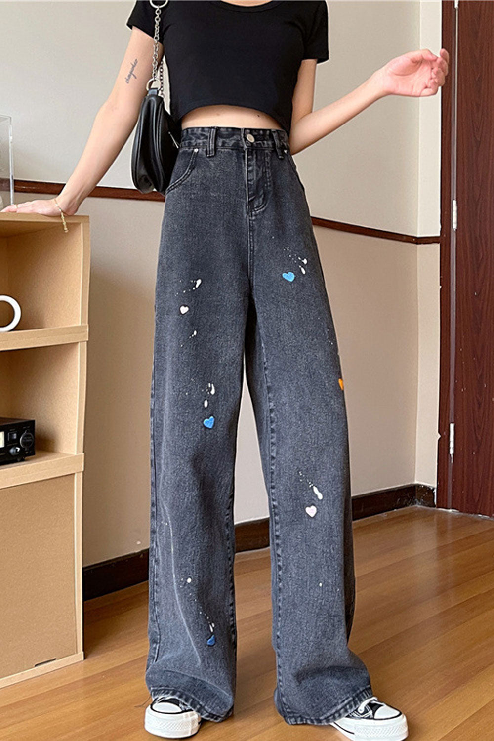 Women Relaxed Fit Button High-Waist Pockets Styled Wide-Legs Fashion Straight Denim Jeans