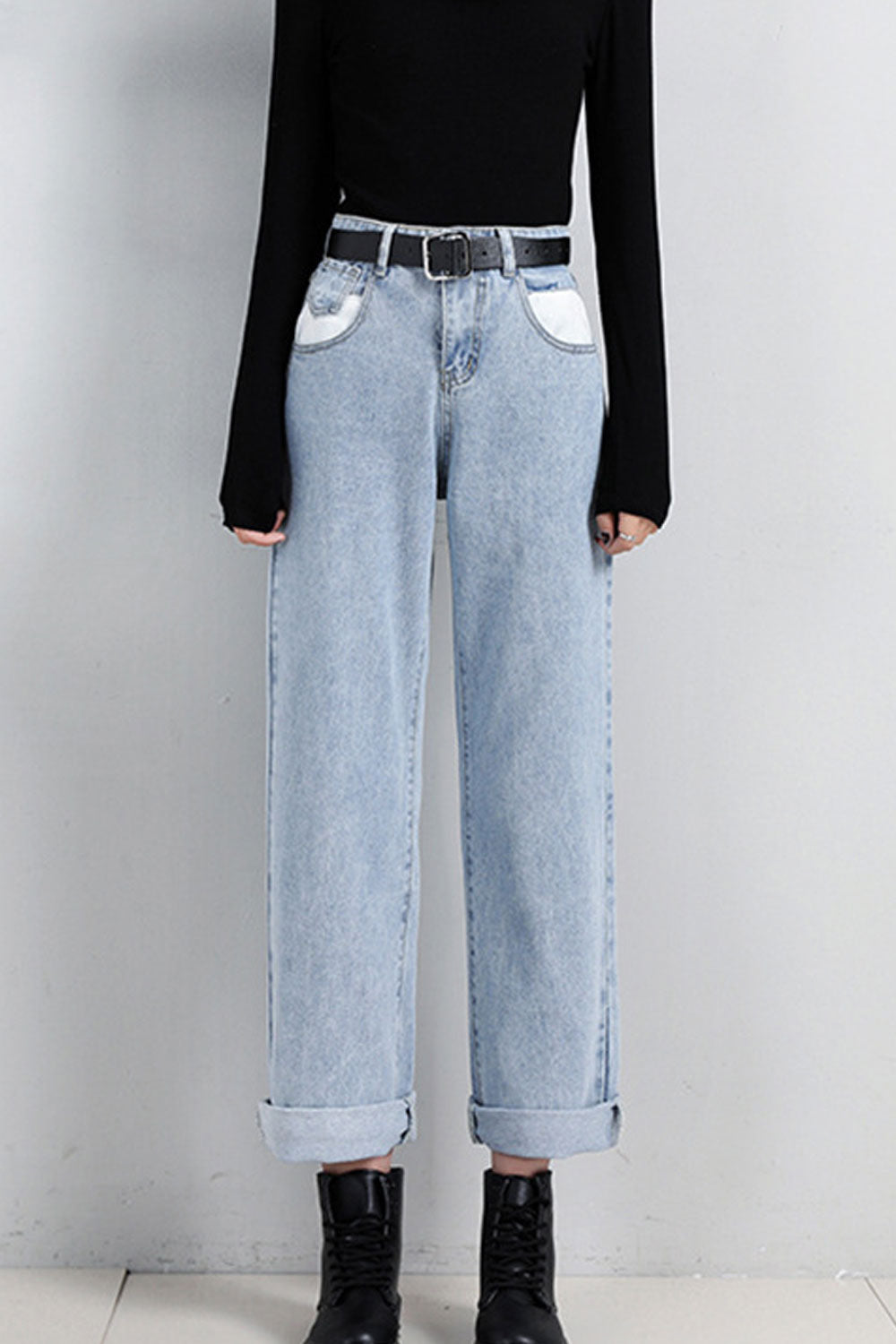 Women Relaxed Fit High-Waist Trendy Solid Colored Summer Fashion Weekend Denim Jeans