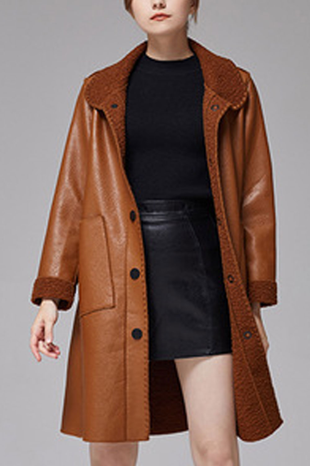 Women Latest Stylish Relax able Material Collar Neck Looses Long Sleeves & Patch Pocket Buttoned Fastener Warm Winter Leather Tr