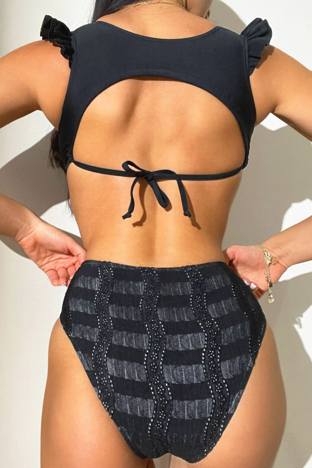 Women's Flounced Tight Deep V Backless Swimsuit