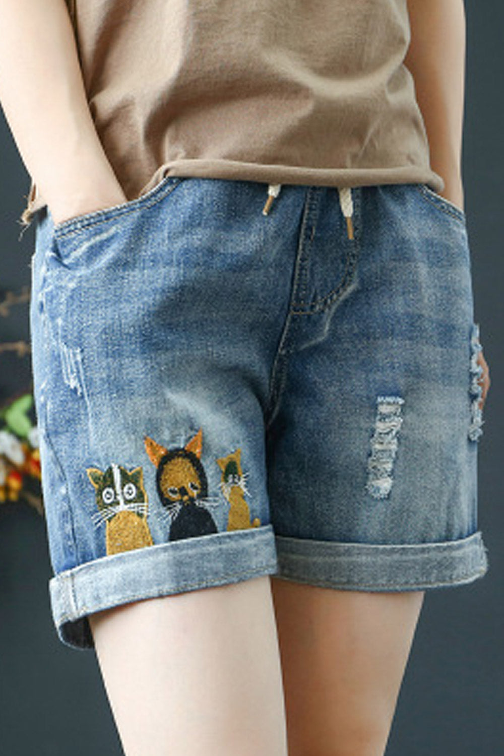 Women Side Pocket Beautiful Embroidered Pattern Denim Short