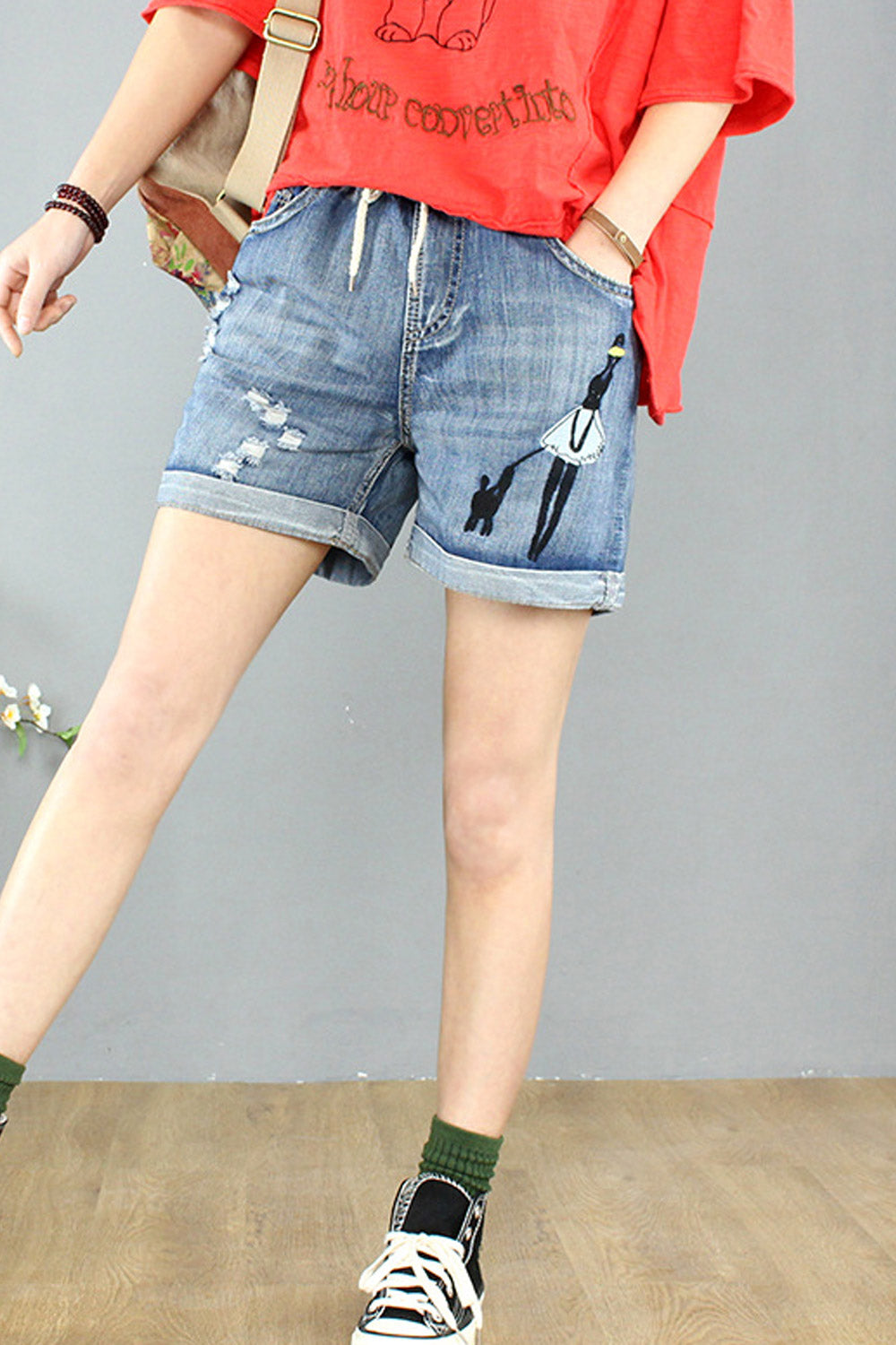 Women Fascinating Embroidery Pattern Comfortable Summer Denim Short