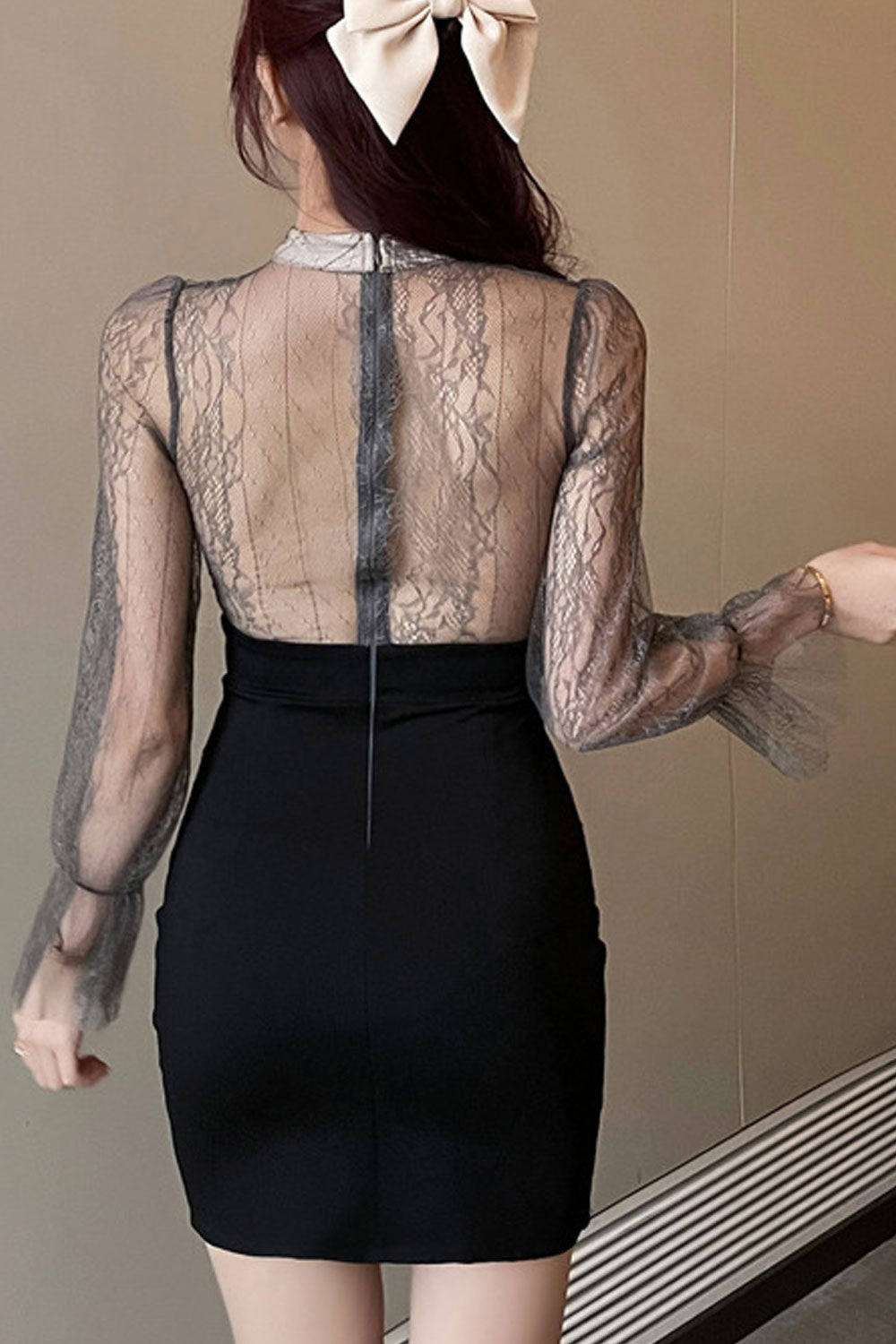 Women Deep V-Neck Long Sleeves Bodycon Dress
