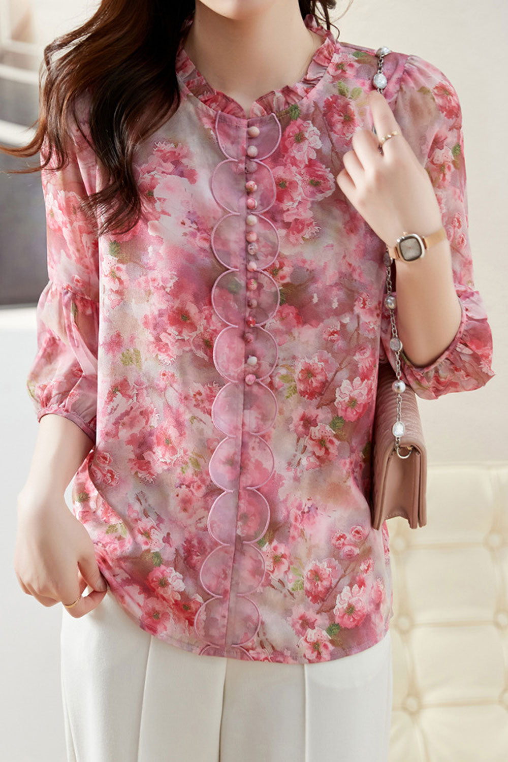 Women New Fashion Beautiful Stand-up Collar Three Quarter Sleeves Lace+Button+Stitching+ Floral Printing+Embroidery Comfortable