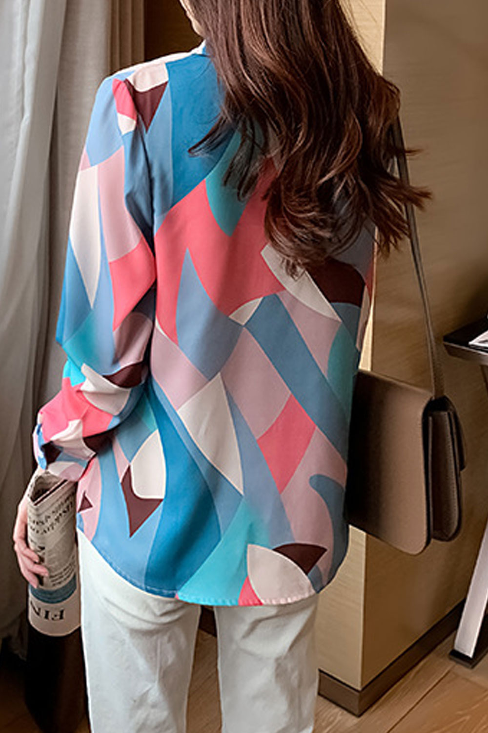 Women New Fashion Beautiful Collar Neck Long Sleeved Printed Temperament Commuting Style Summer Casual Loose Chiffon Shirt