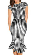 Women's Flower Decorated Neck Short Sleeves Dress