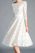 Women Beautiful Lace Pattern Easy Round Neck Short Sleeve Mid-Length Summer Weekend Dress