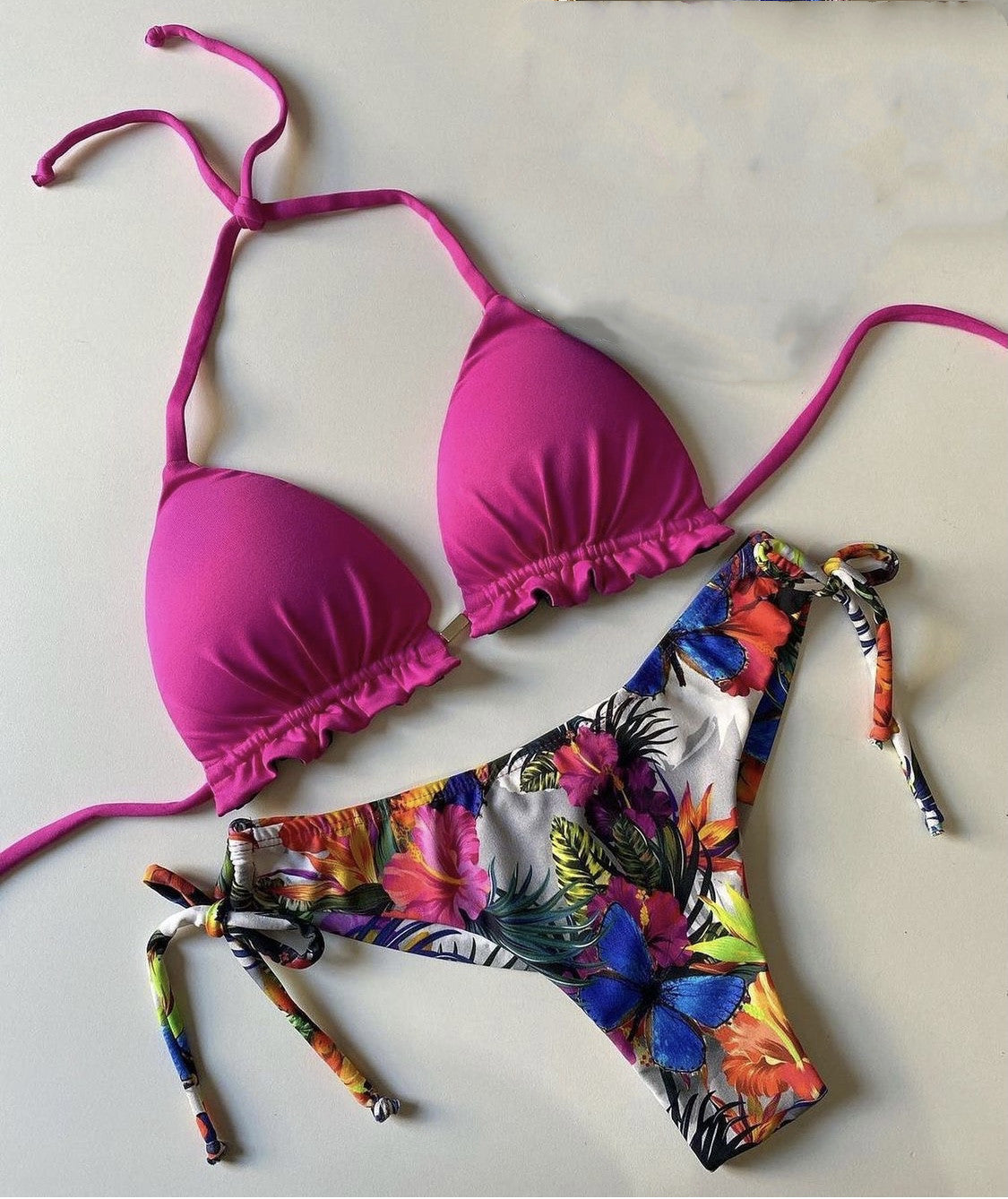 Women Soft Cup Adjustable Straped Neck Beautiful Printed Pattern Two-Piece Summer Beach Swimwear