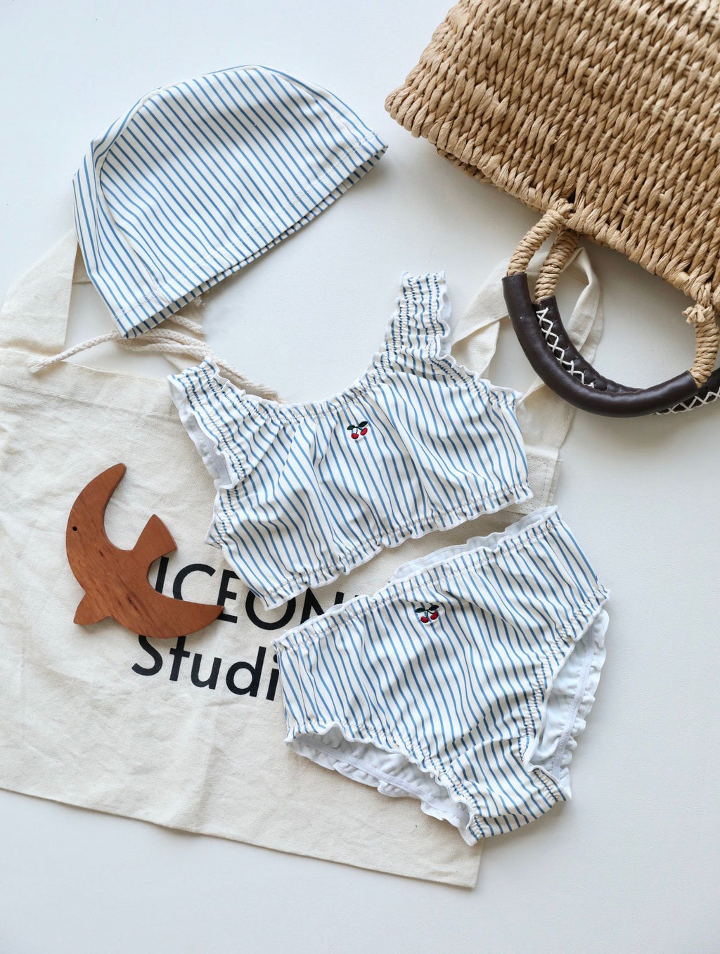 Girls' One-Piece Swimsuit (5)