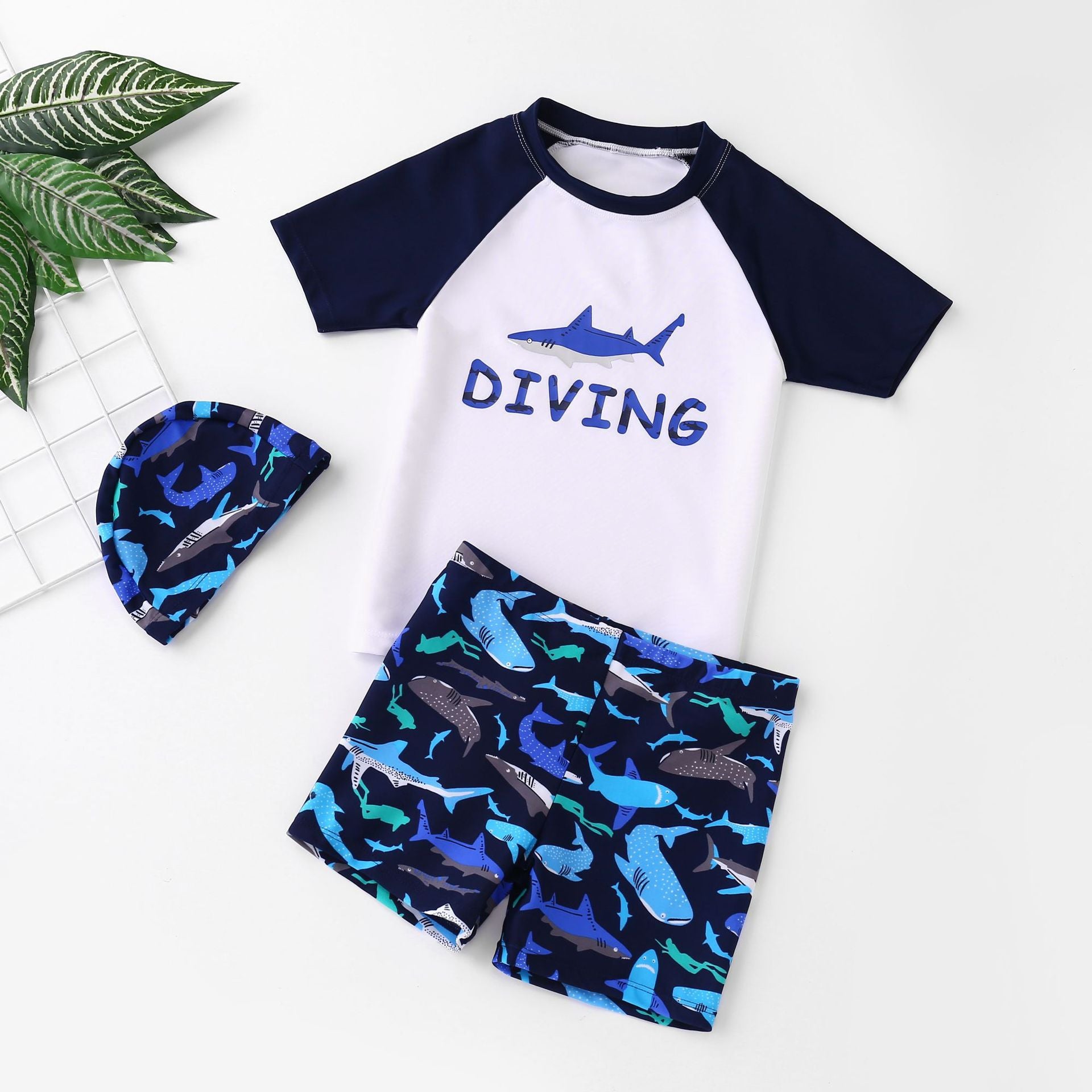 Boys' Floral Polka Dot Swimsuit (36)