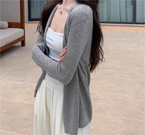 Women's Cardigan Knit Top