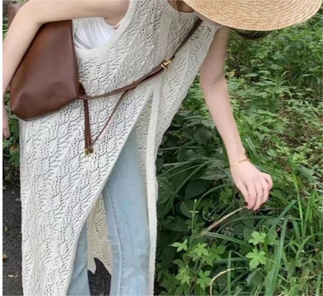 Women's Cardigan Knit Top (9)
