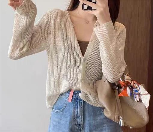 Women's Cardigan Knit Top (25)