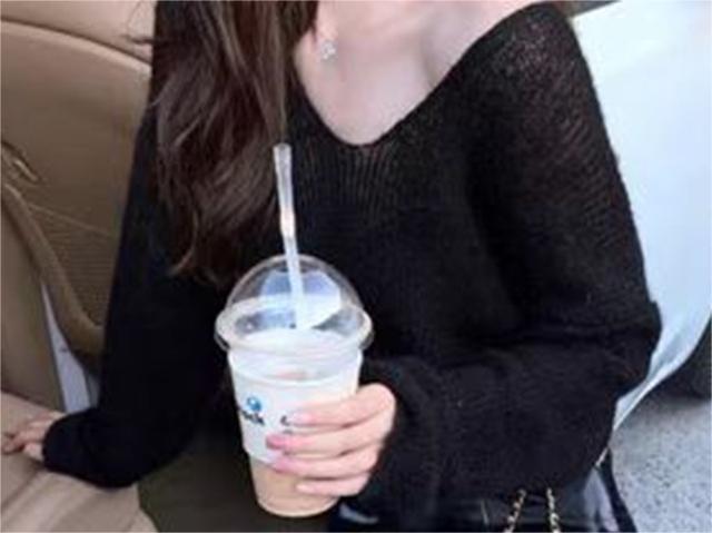 Women's Short-Sleeve Wide-Leg Top