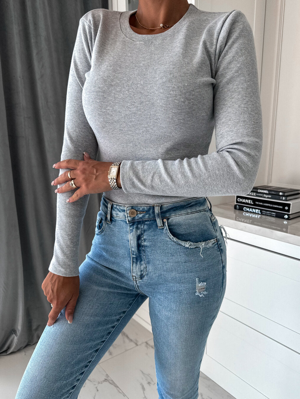 Women's Long-Sleeve Short-Sleeve Top (3)