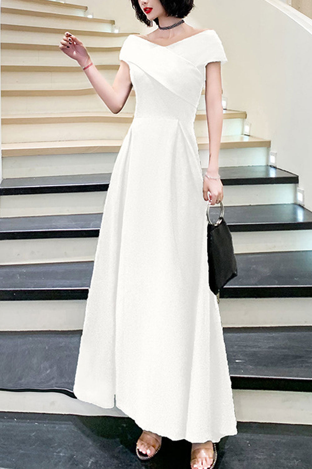 Elegant One-Shoulder Evening Dress for Women – Light Luxury, High-End Banquet & Host Gown, Temperament Niche Performance Dress
