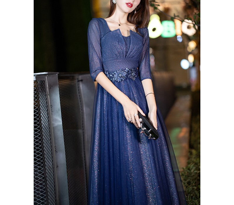 Elegant Blue Evening Dress – Luxury Celebrity-Inspired Gown for Gala