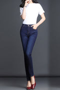 Women Slim Fit Button Closure Denim Pocket Styling Jeans