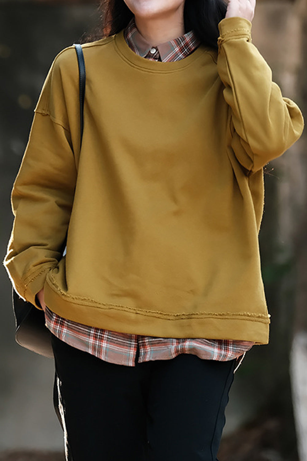 Women Amazing Solid Colored Ribbed Cuff Round Neck Loose Styled Winter Casual Sweatshirt