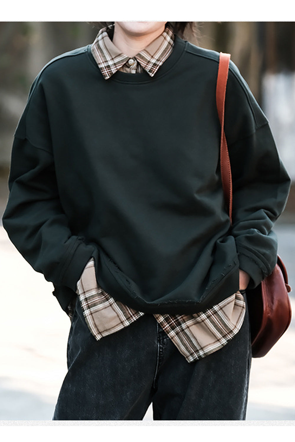 Women Amazing Solid Colored Ribbed Cuff Round Neck Loose Styled Winter Casual Sweatshirt
