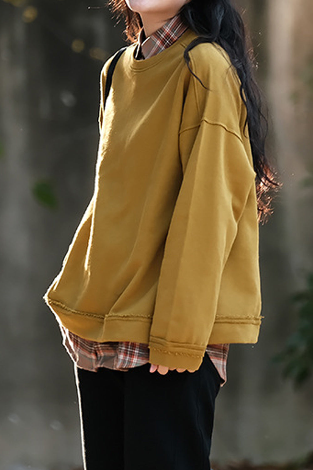 Women Amazing Solid Colored Ribbed Cuff Round Neck Loose Styled Winter Casual Sweatshirt