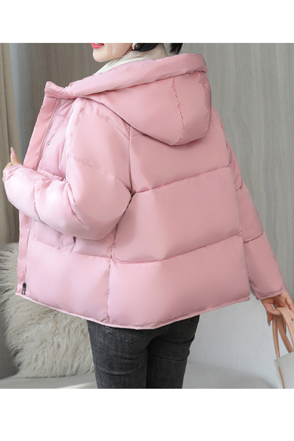 Women Winter Casual Hooded Neck Solid Pattern Zippr Closure Attractive Warm Padded Jacket