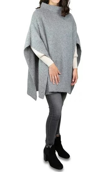 Womens Cable Knit Poncho Size Large/Extra Large
