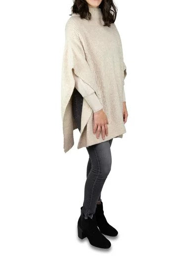 Womens Cable Knit Poncho Size Large/Extra Large