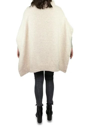 Womens Cable Knit Poncho Size Large/Extra Large