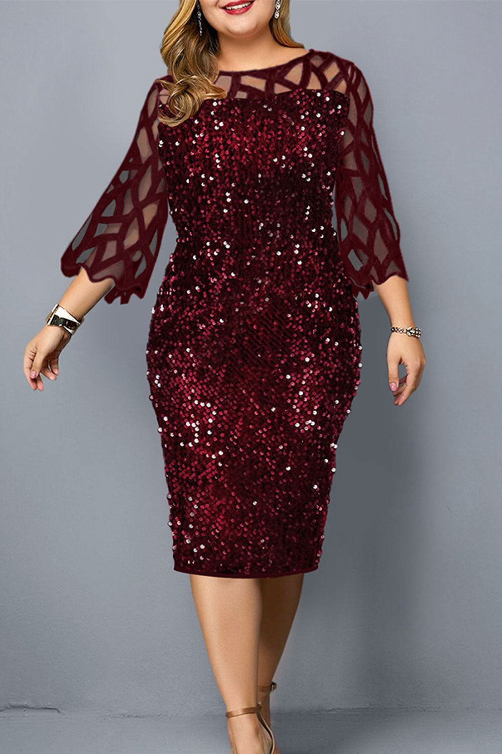 Women Magnificent Round Neck Sequins Decorated Half Sleeve Dress