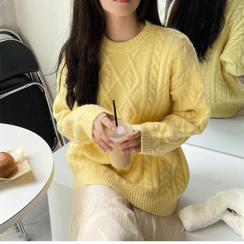 Cozy Women's Sweaters - Stylish Warmth for Every Season
