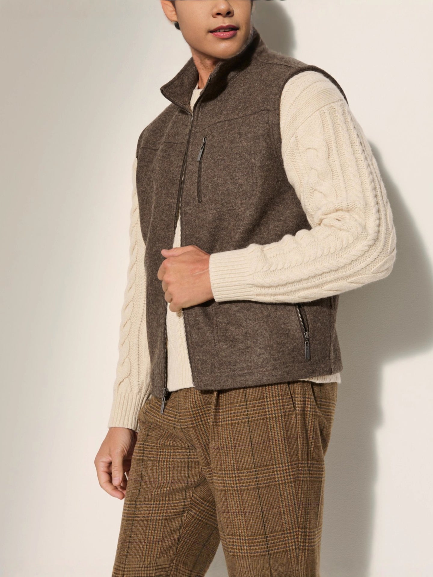 Men’s Warm Sleeveless Zipper Vest