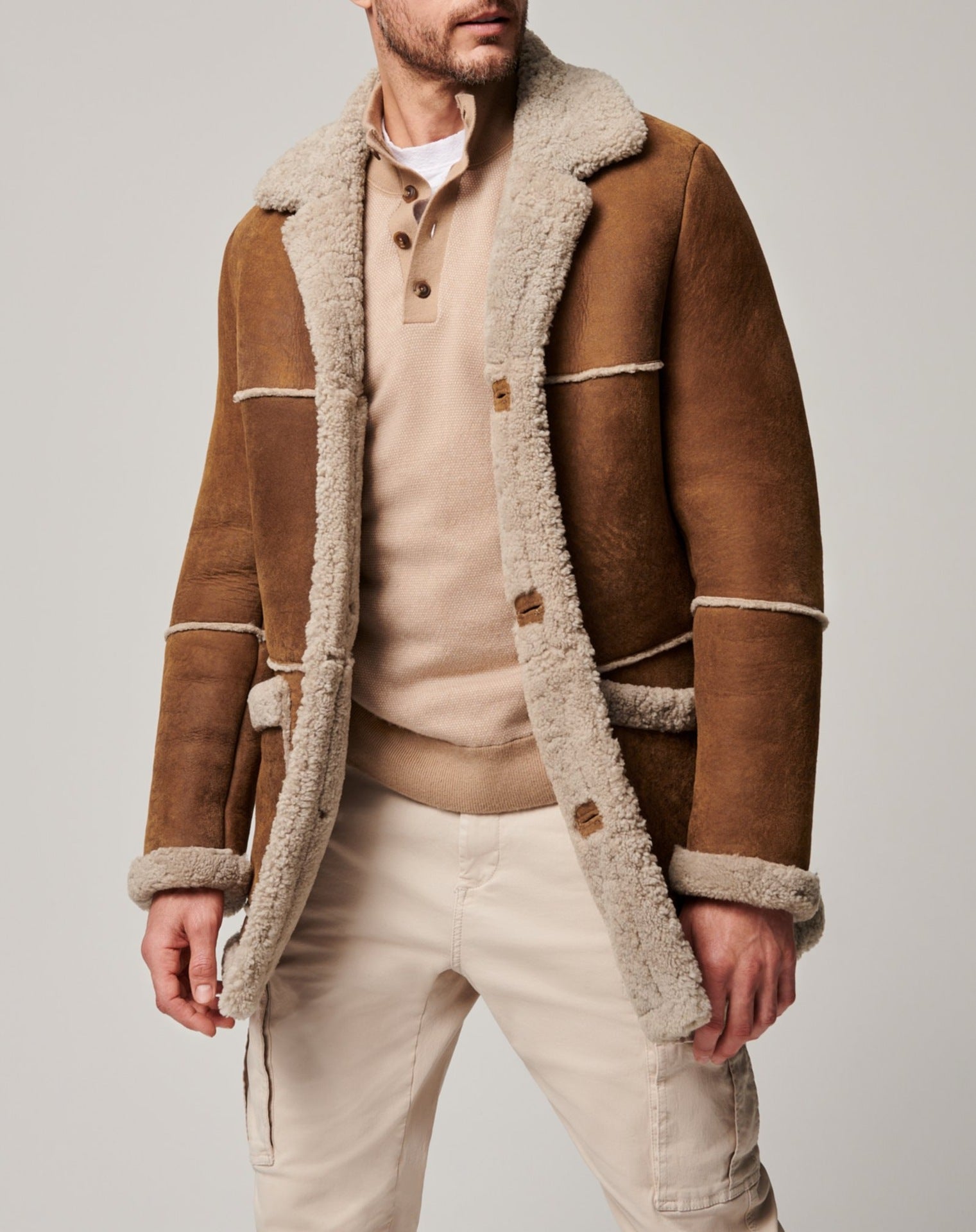 Men’s Mid-Length Sheepskin Coat – Fur-Lined Single-Breasted Winter Jacket with Patch Pockets