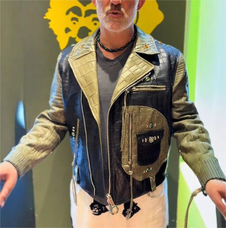 Men’s Crocodile Pattern Lapel Motorcycle Leather Jacket