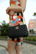 Women’s Elegance Glamour Luxury Look Quilted Handbag Shoulder Bag Black Color With Premium Quality Metal Accessories