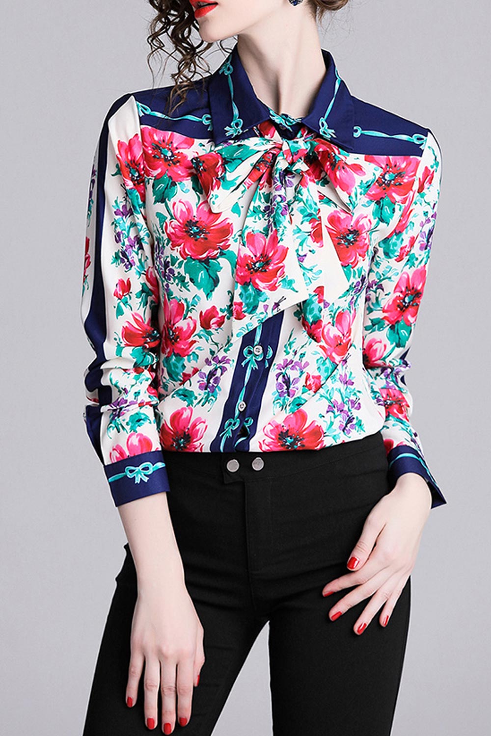 Women Floral Printed Long Sleeved Shirt