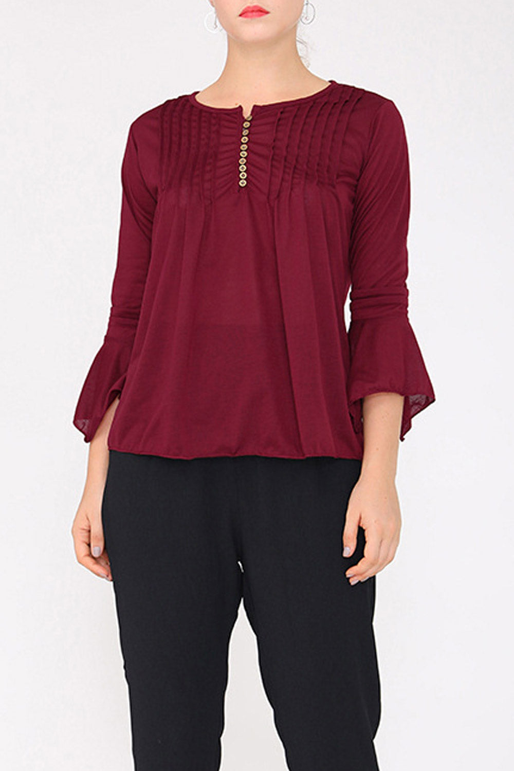 Women Long Sleeved Solid Pleated Top