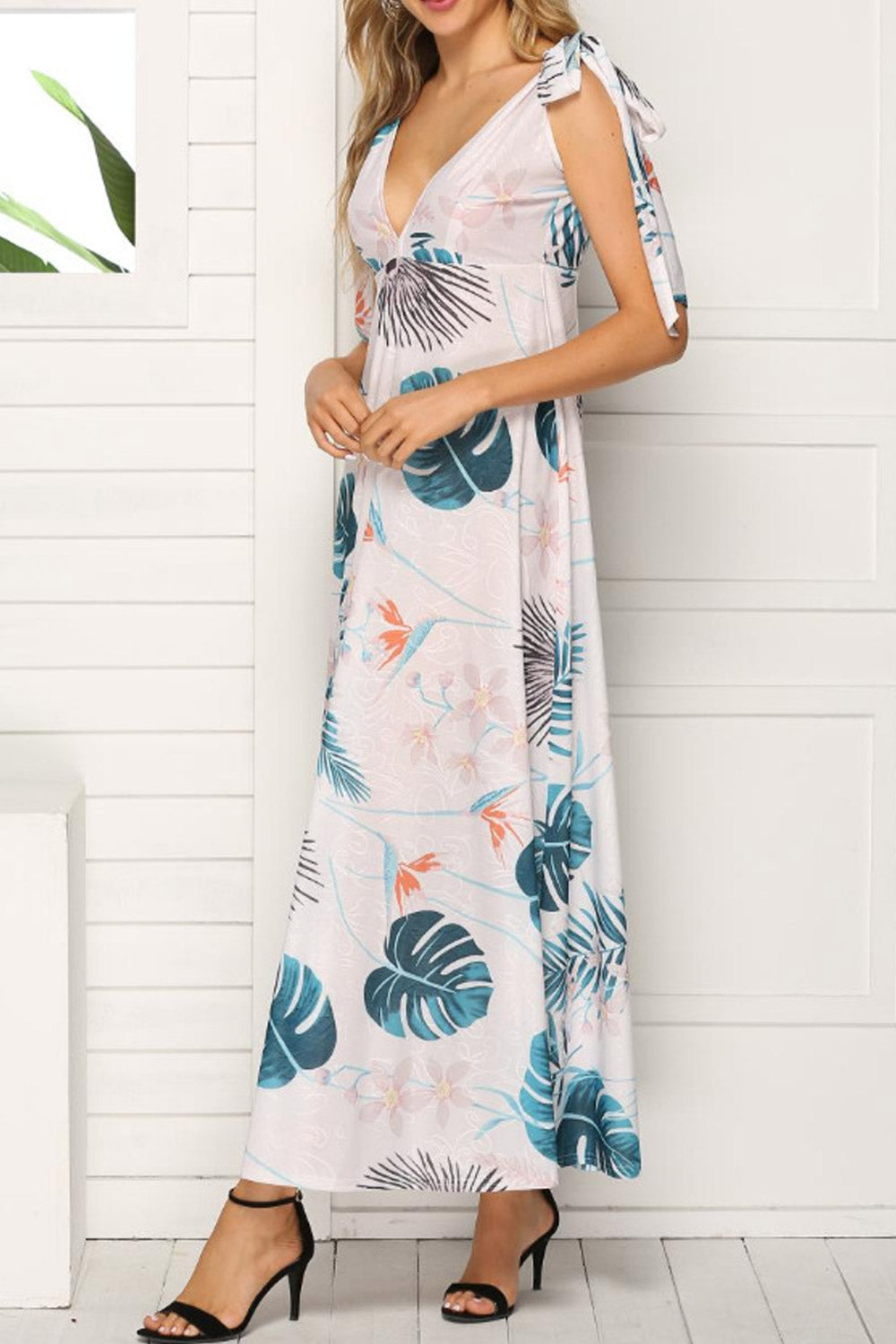 Women Tie Shoulder Deep Neck Long Floral Dress