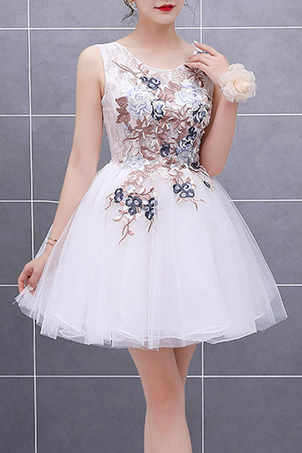 Women V-Back Flower Lace Mini Prom Dress
