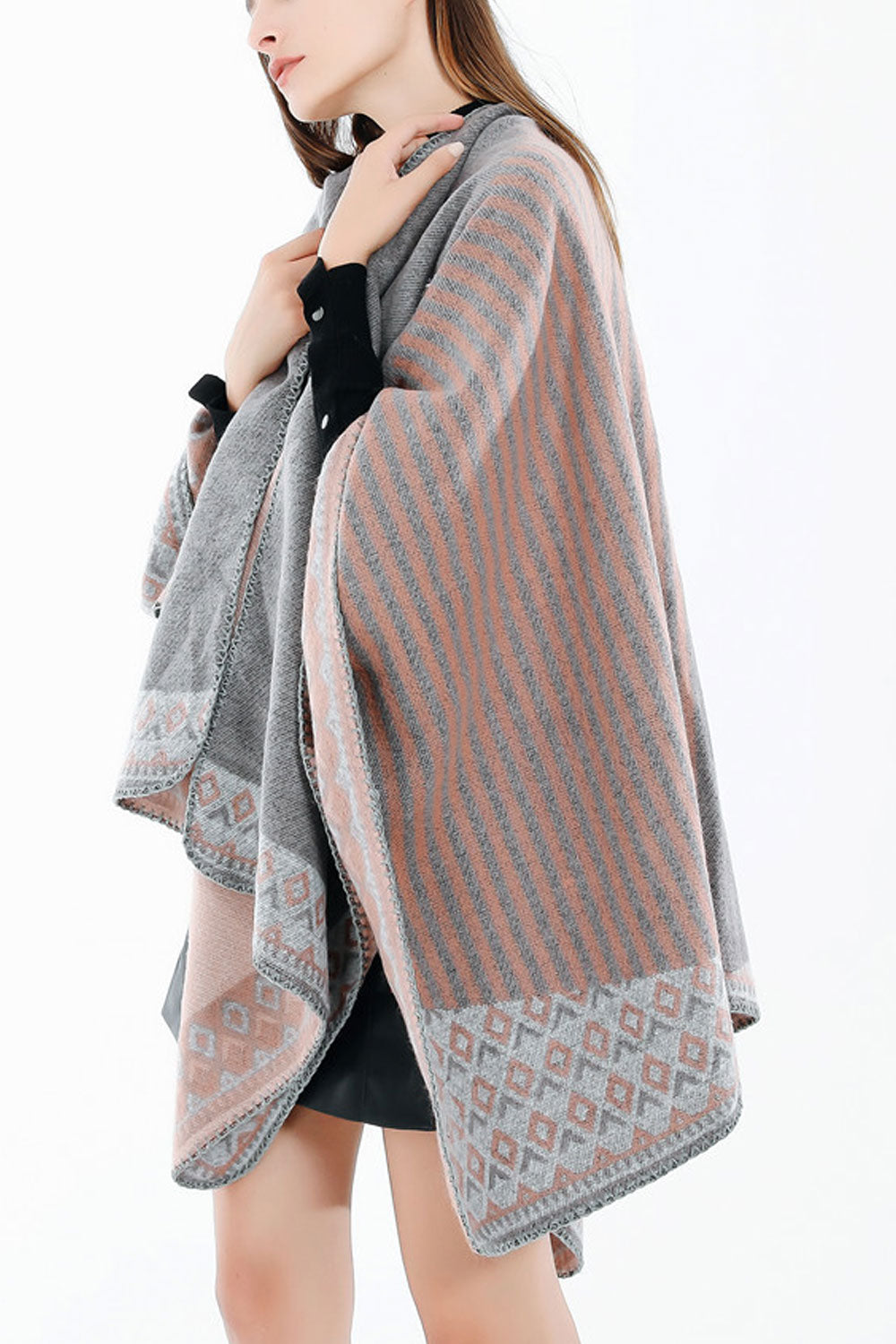 Women Solid Color Striped Pattern Warm Shawl