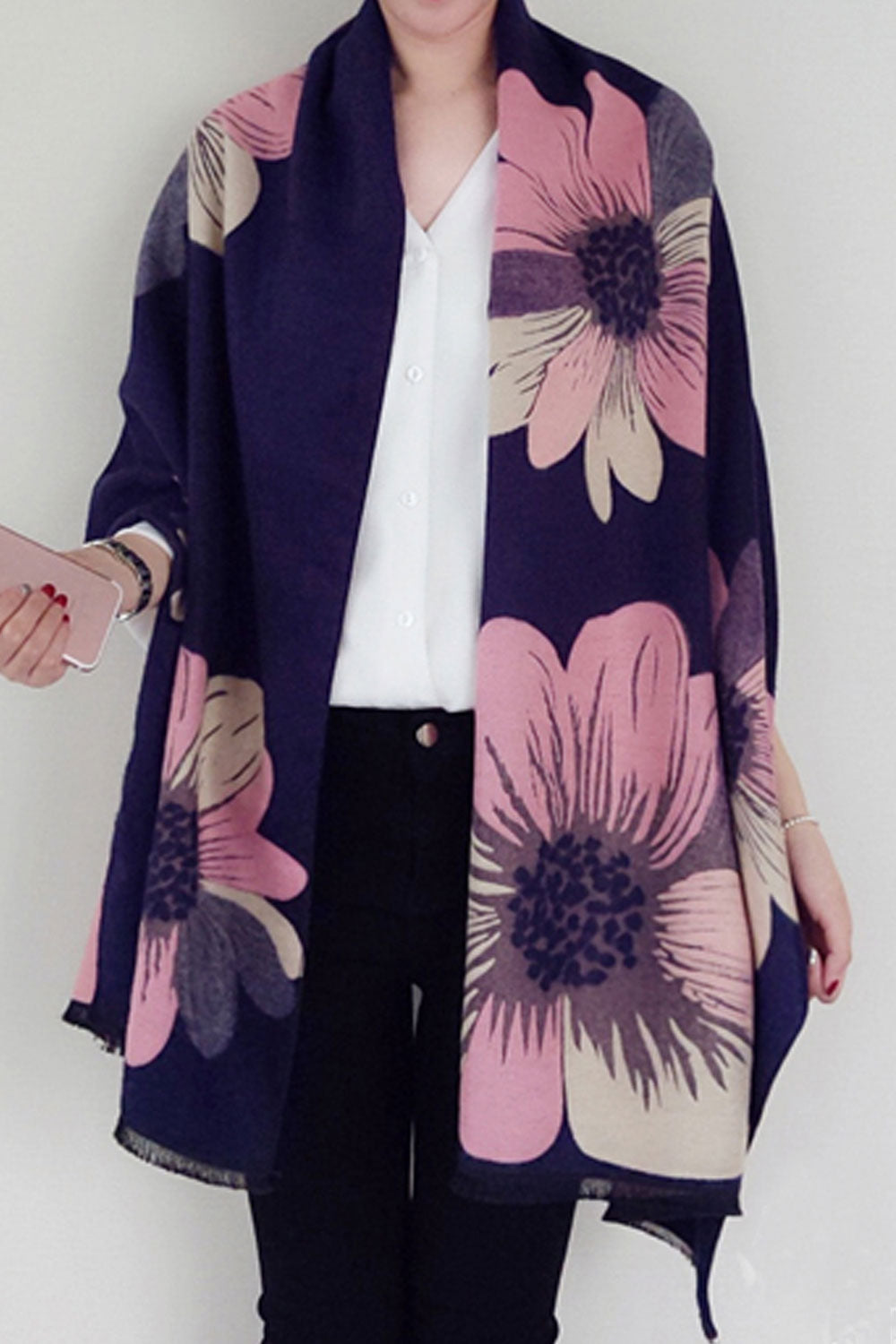 Women Flawless Flower Pattern Thick & Warm Shawl