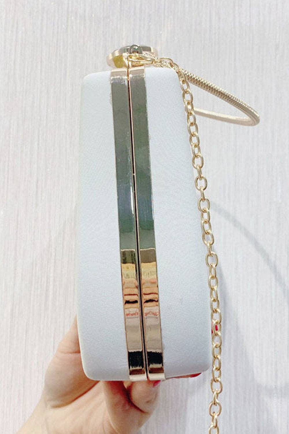 Women Flower Embroidered Hook Clouser Beautiful Clutch Bag