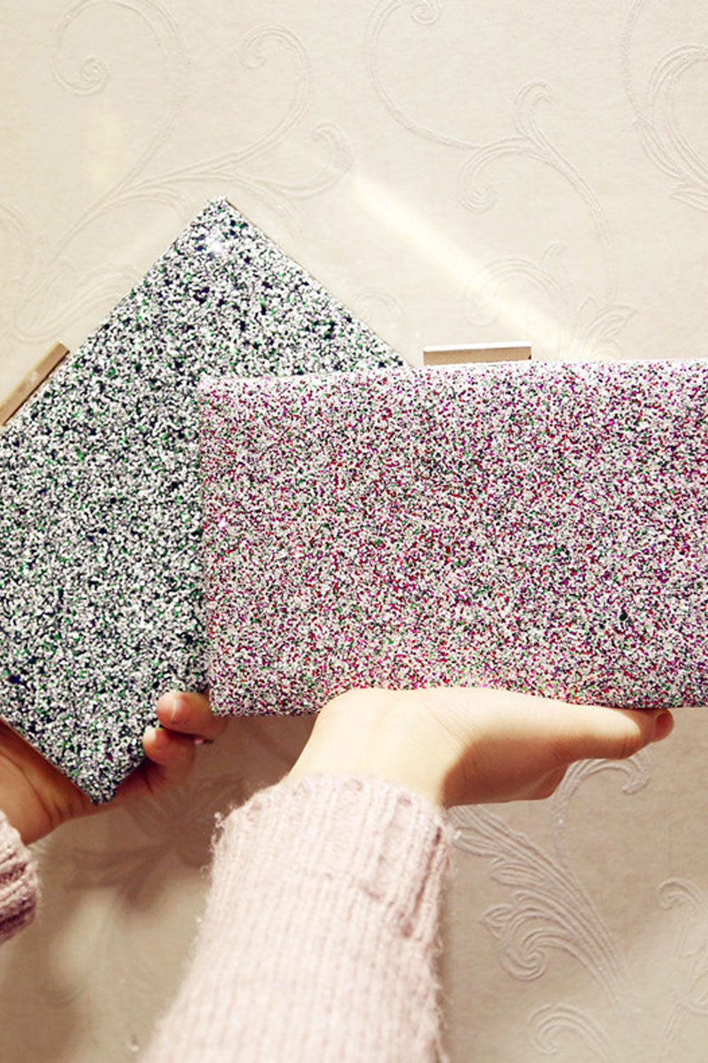 Women Stylish Contrast Color Shiny Fashion Handbag