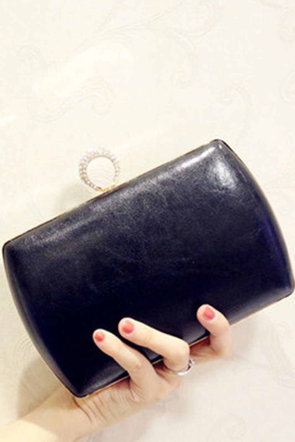 Women Stylish Pearl Flower Decorated Diagonal Bags.