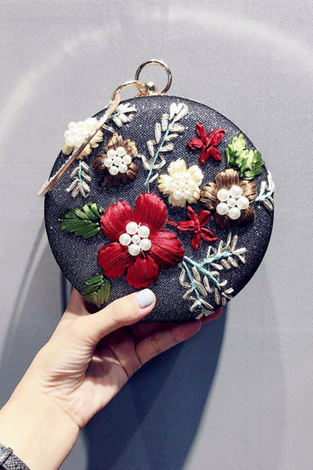 Women Embroidered Pearl Decorated Round Chain Clutch Bag